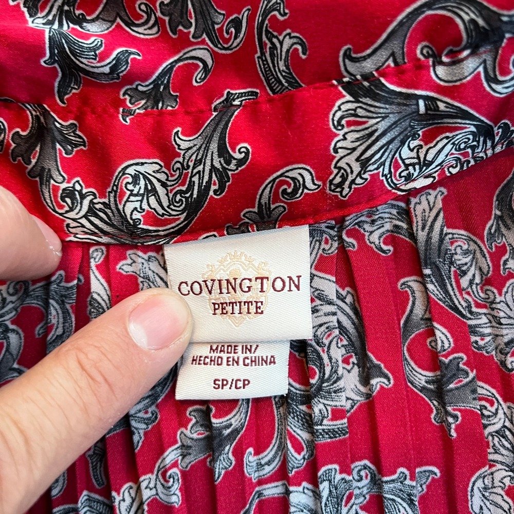 Covington Petite Women's Red Print Pleated Bell Sleeve Blouse Size SP - Picture 2 of 7